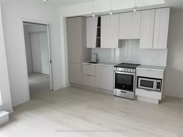 Mississauga, ON L5B 0M3,3900 Confederation Pkwy #214