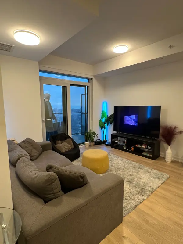 Toronto W02, ON M6H 0E3,1285 Dupont ST #1501