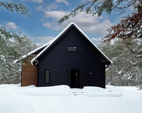 753 Honey Harbour RD, Georgian Bay, ON L0K 1S0