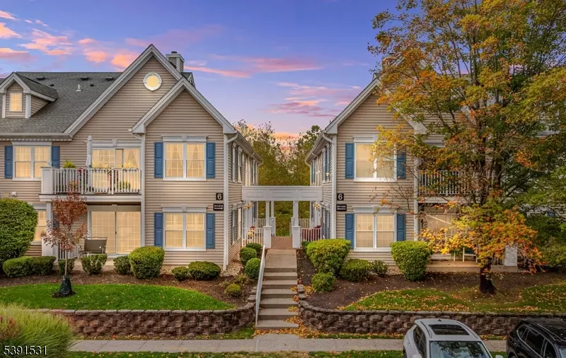 615 Magnolia Ln, Branchburg Twp., NJ 08876