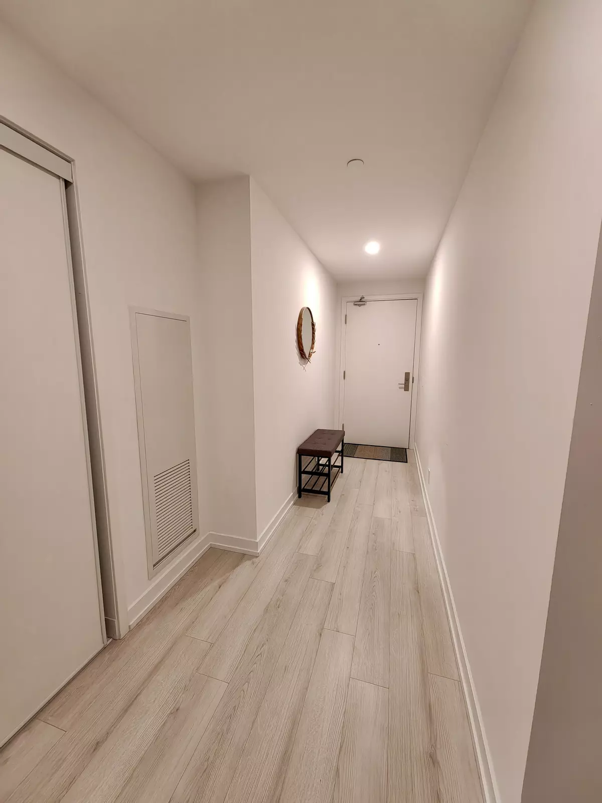 Toronto C03, ON M4R 0A4,33 Helendale AVE #2301