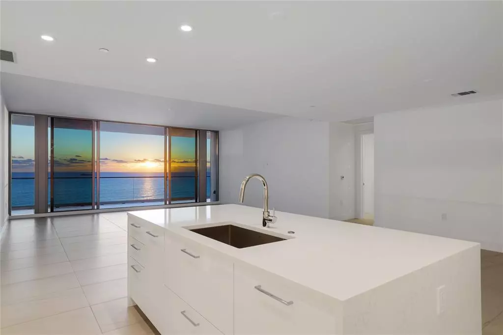 Fort Lauderdale, FL 33304,153 N Seabreeze Blvd #1001S