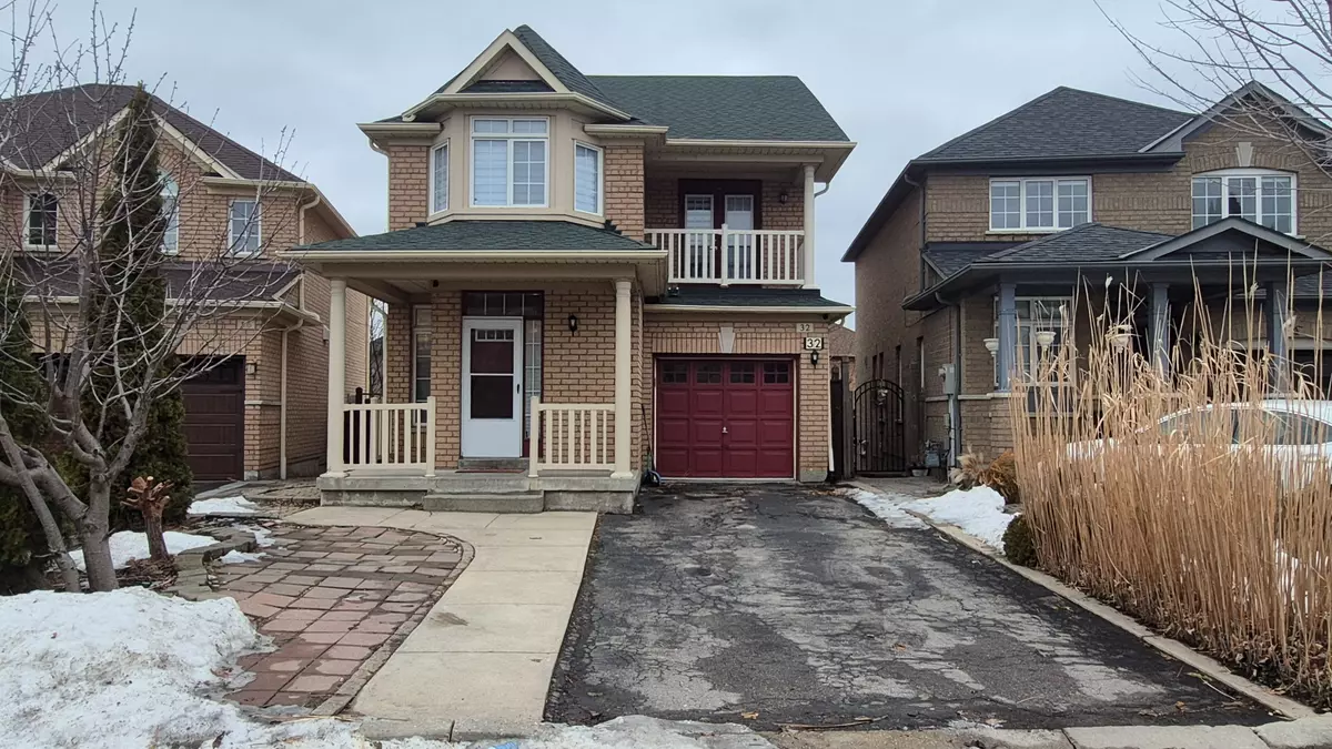 Vaughan, ON L4H 2E3,32 Signet WAY #Basement Apartment
