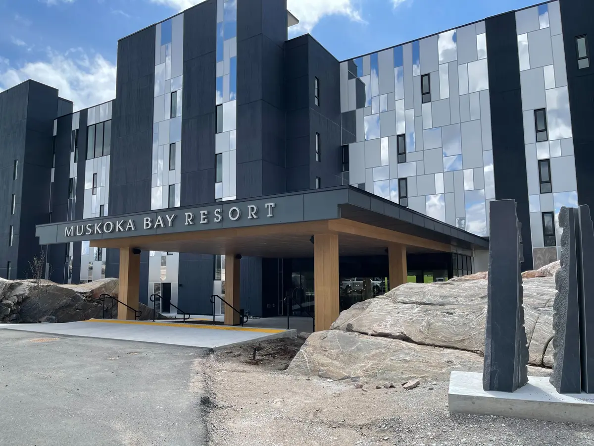 Gravenhurst, ON P1P 0A1,120 Carrick TRL #306