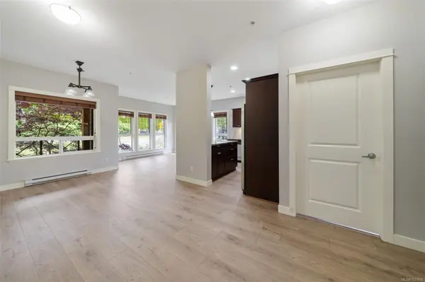 View Royal, BC V9B 0H7,201 Nursery Hill Dr #210