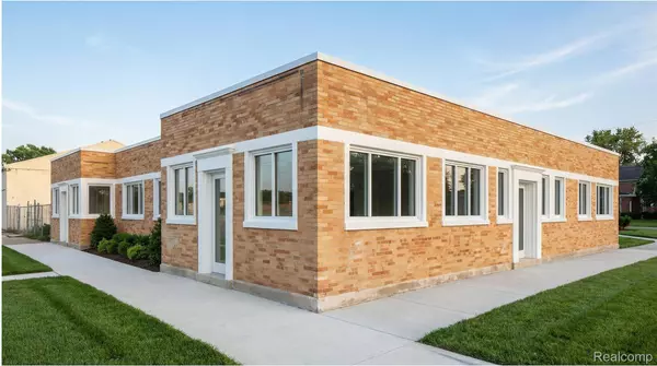 Detroit, MI 48221,16210 James Couzens FWY