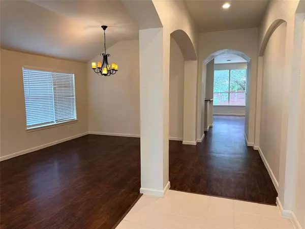 Denton, TX 76210,8201 Charter Bend