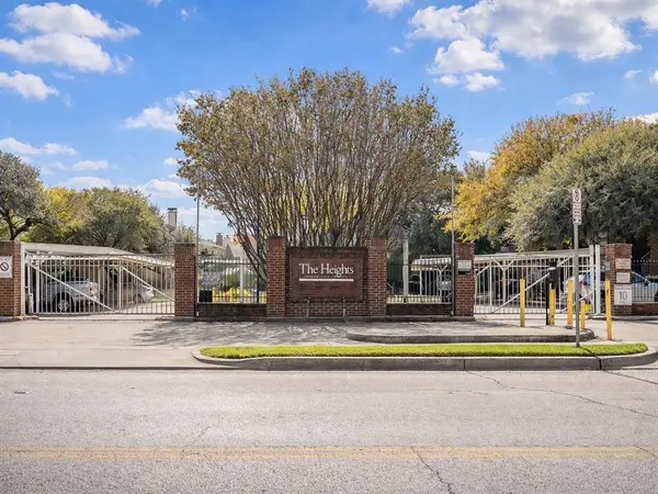 Fort Worth, TX 76107,3212 Donnelly Circle #501