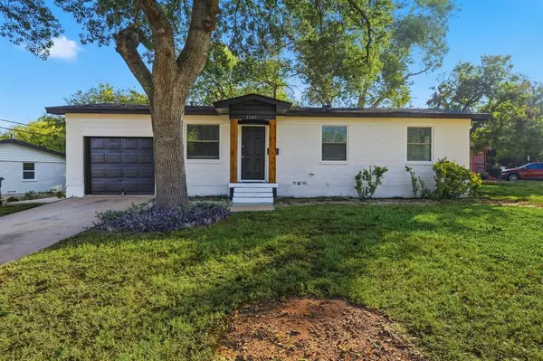 5345 Hensley Drive, Fort Worth, TX 76134