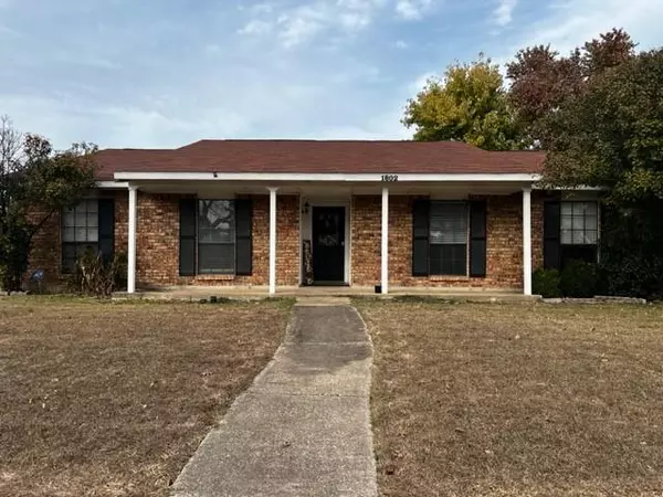 Grand Prairie, TX 75052,1802 Lewis Trail