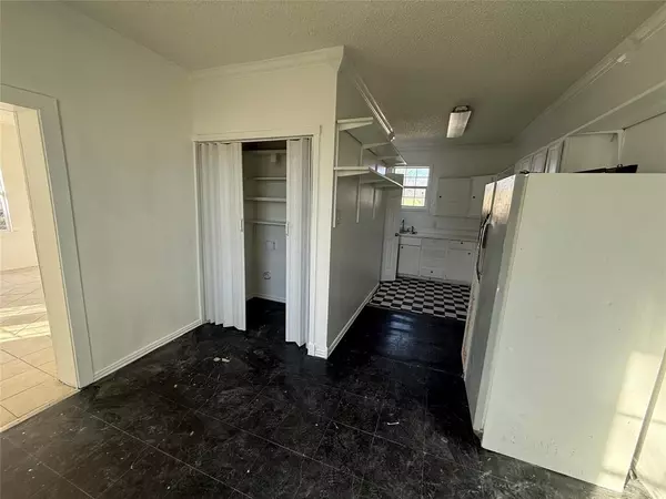 Fort Worth, TX 76111,2518 Mclemore Avenue