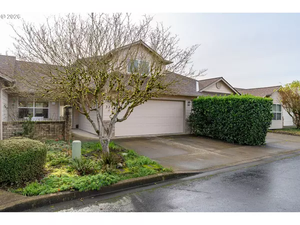 Mc Minnville, OR 97128,323 NE FIRCREST PL