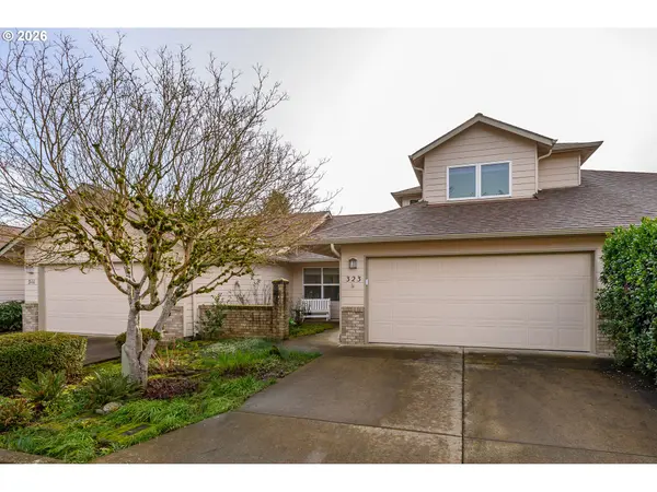 Mc Minnville, OR 97128,323 NE FIRCREST PL