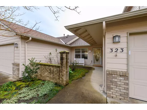 Mc Minnville, OR 97128,323 NE FIRCREST PL