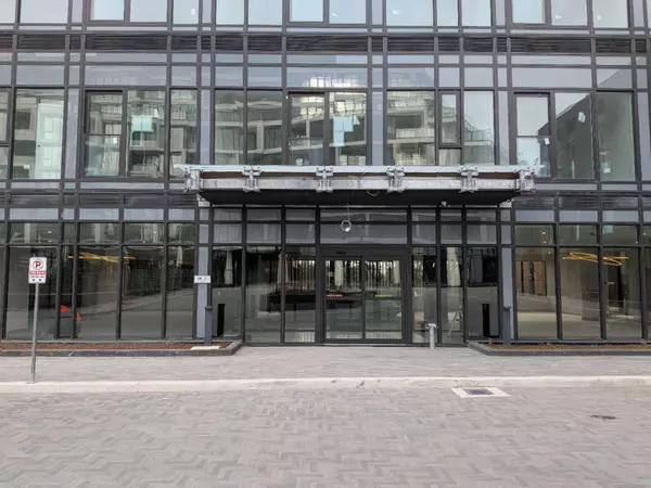 Toronto C13, ON M3C 0S4,1 Quarrington LN #1220