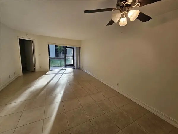 Margate, FL 33063,5583 Courtyard Dr #5583