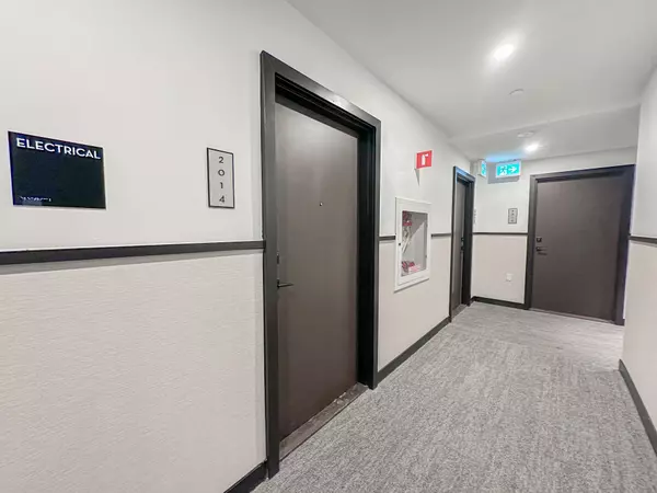 Vaughan, ON L4K 0R4,10 Abeja ST #2014