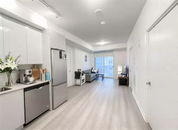 Vaughan, ON L4K 0R4,10 Abeja ST #2014