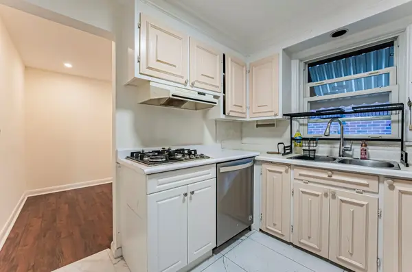 Richmond Hill, ON L4C 1B7,394 Centre ST E #Main