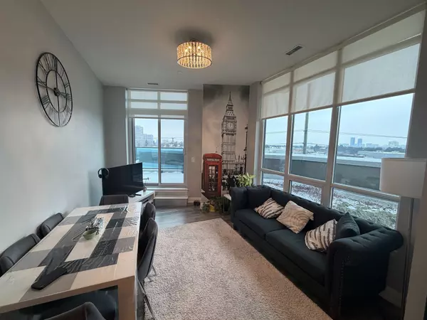 Markham, ON L3T 0C5,7171 Yonge ST #308