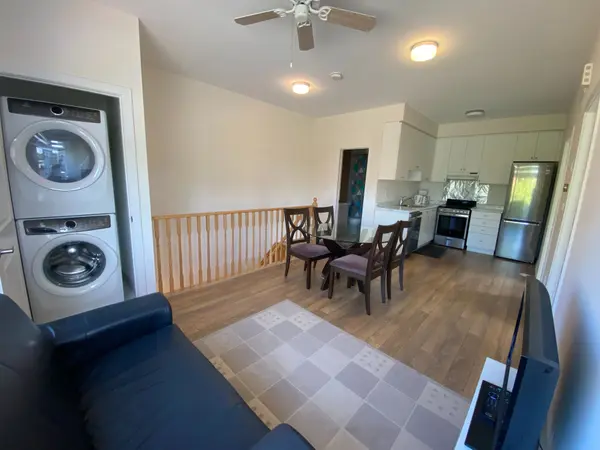 Markham, ON L6B 1P1,112 Old Oak LN #Coach