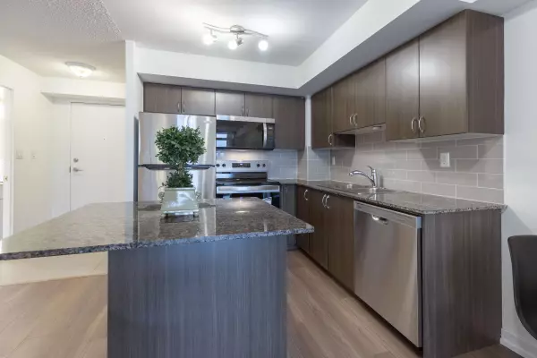 Toronto W02, ON M6H 4K6,816 Lansdowne AVE #310