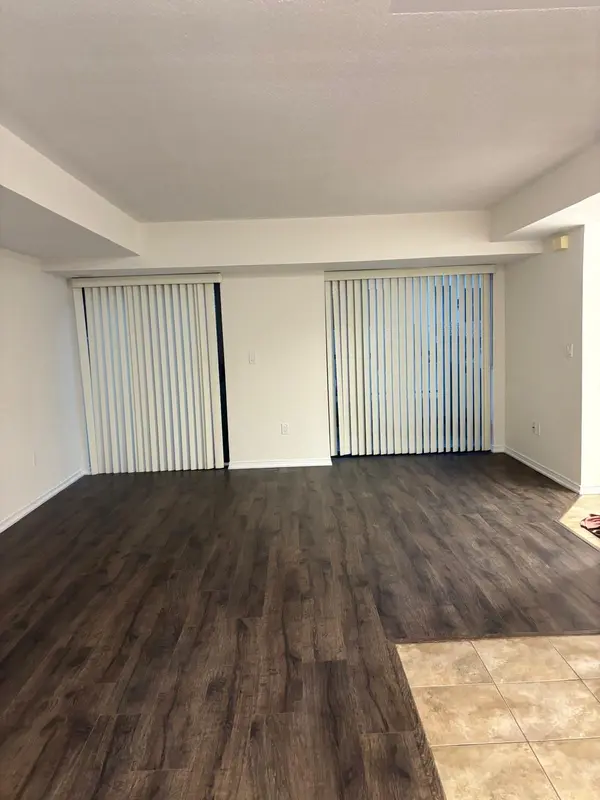 Toronto W09, ON M9R 0A9,138 Widdicombe Hill BLVD N #719