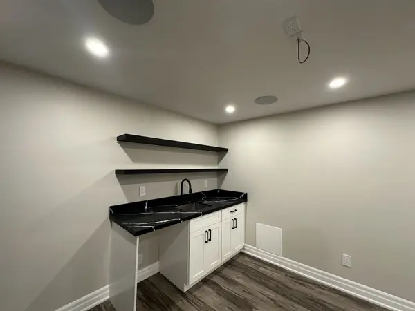 Mississauga, ON L5L 5A7,3366 Mulcaster RD #Basement