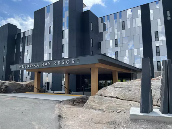 120 Carrick TRL #306, Gravenhurst, ON P1P 0A1