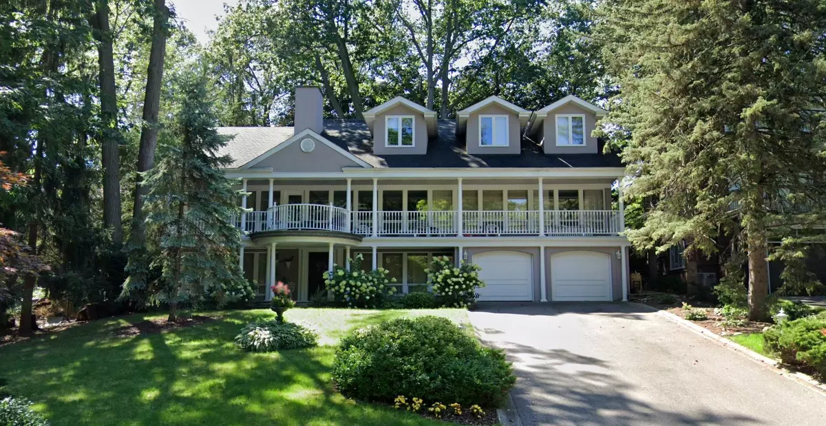 Toronto W08, ON M9A 3Z6,32 Edenbrook HL #2nd-3rd floors