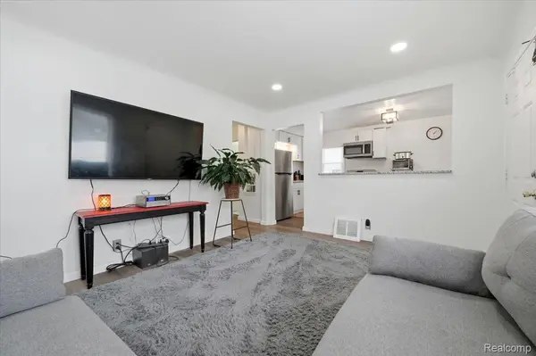 Detroit, MI 48235,19466 Oakfield ST