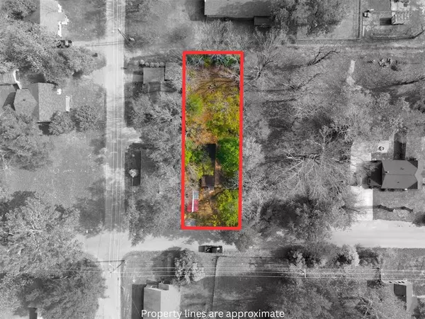 Lindale, TX 75771,409 N Henry Street