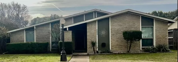 5024 Pemberton Lane, The Colony, TX 75056