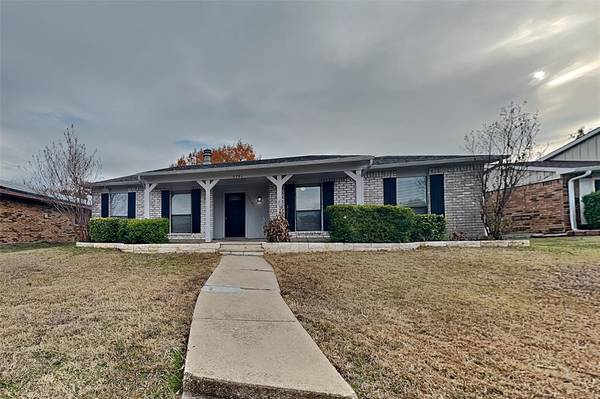 5701 Terry Street, The Colony, TX 75056