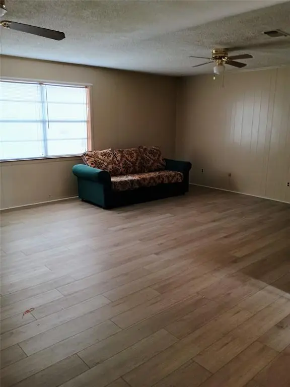 Hamilton, TX 76531,1303 E Boynton Street