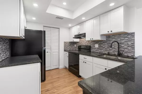 Coral Springs, FL 33071,9144 W Atlantic Blvd #823