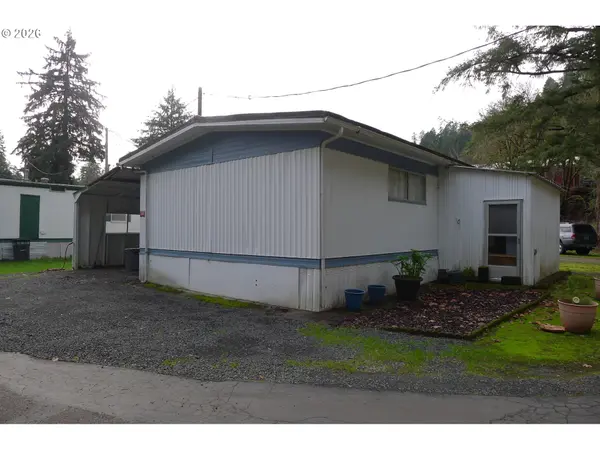 Elkton, OR 97436,212 WOODPECKER LN