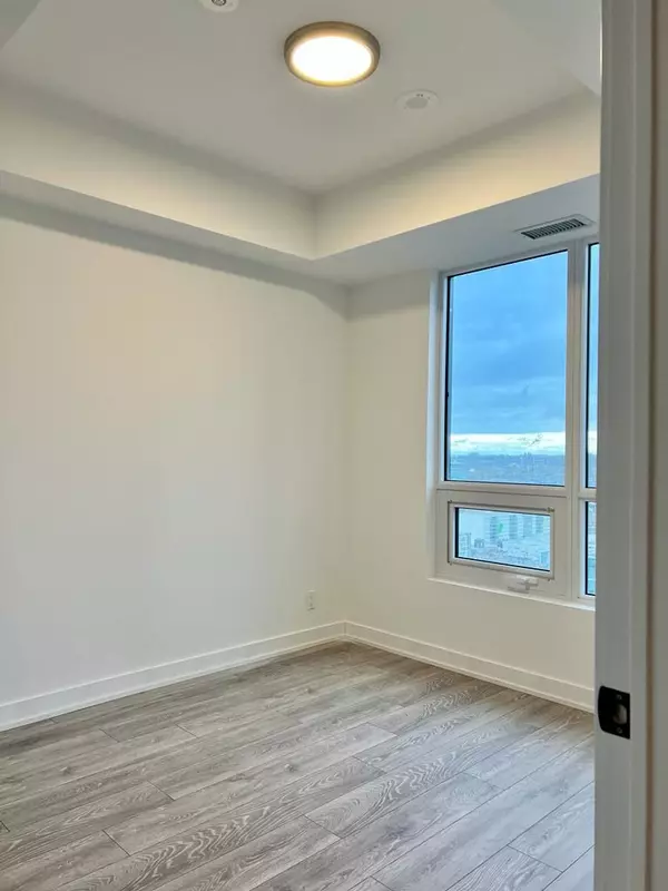 Toronto C01, ON M5V 0W2,108 Peter ST #2815