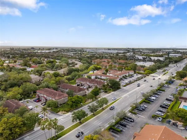 Coral Springs, FL 33065,3134 CORAL RIDGE DR #3136