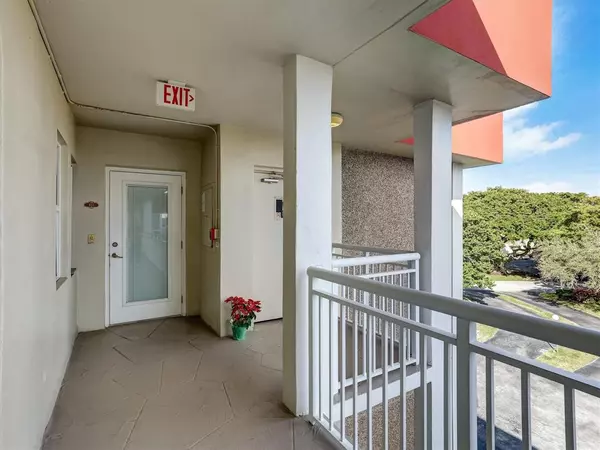 Lighthouse Point, FL 33064,3050 NE 48th Ct