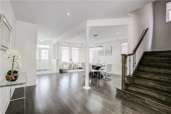 Newmarket, ON L3X 0G7,1129 Grainger TRL