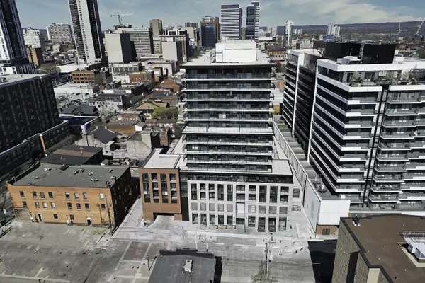 Hamilton, ON L8R 3J2,1 Jarvis ST #805