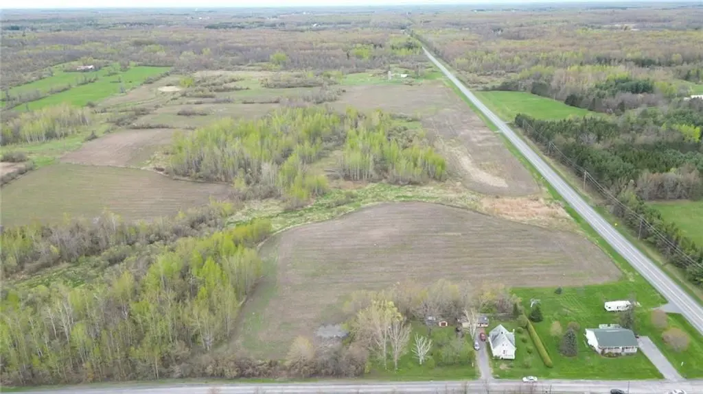 19100 KENYON CONC RD 7 RD, North Glengarry, ON K0C 1A0