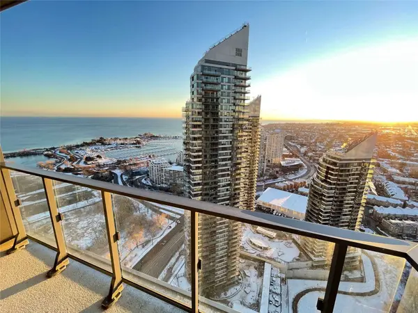 Toronto W06, ON M8V 0C2,2212 Lake Shore BLVD W #4206