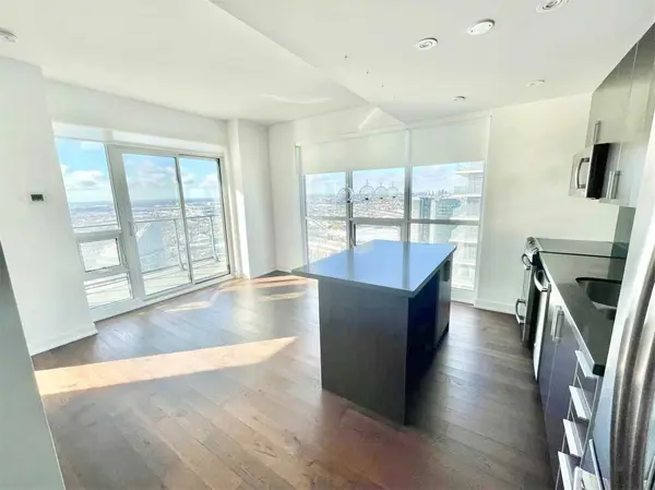 Toronto W06, ON M8V 0C2,2212 Lake Shore BLVD W #4206