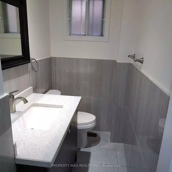 Brampton, ON L6V 3Y1,246 Simmons BLVD