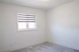 Thorold, ON L2V 0G5,16 Overholt DR