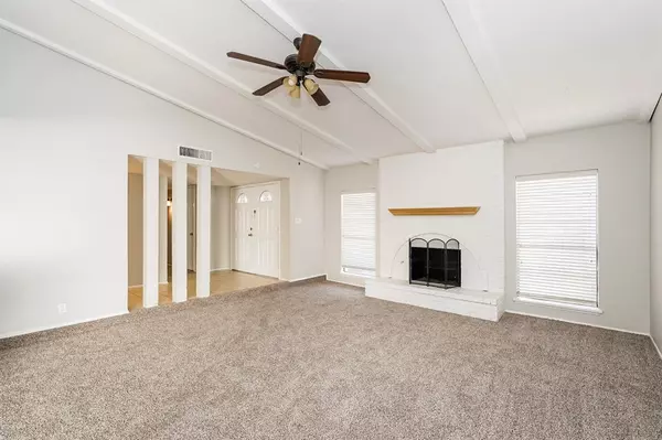 Dallas, TX 75249,9814 Emory Oak Circle