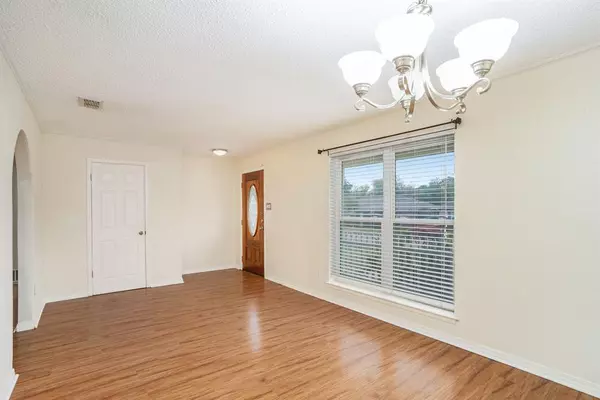 Fort Worth, TX 76133,3416 Denbury Drive