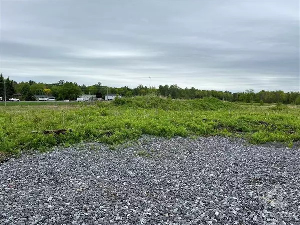 Clarence-rockland, ON K4K 1K7,860 Summit Private